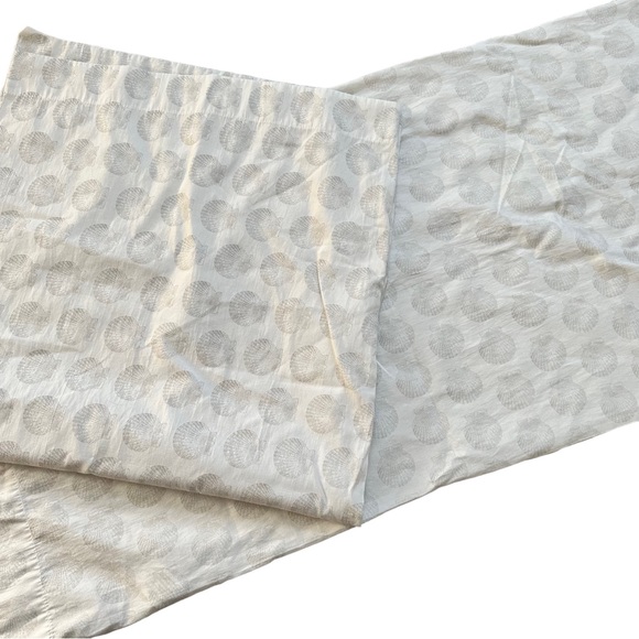 Lutton Lane Other - Lutton Lane King Size Pillow Cases Shells Beach Ocean